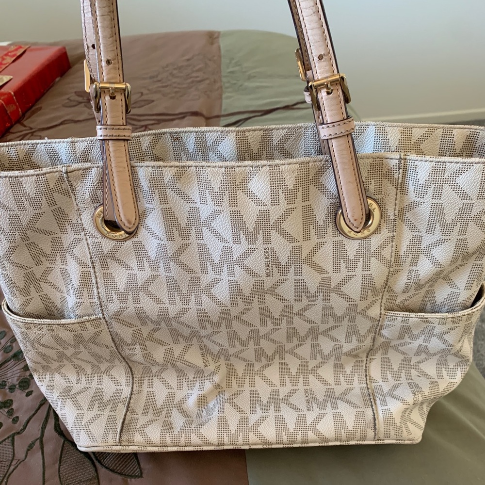 Michael Kors MK Logo handbag